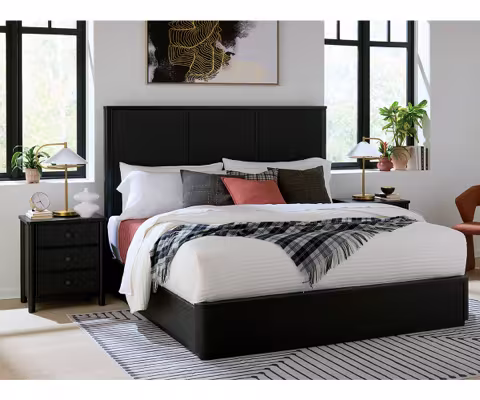 Reseda Bedroom Collection